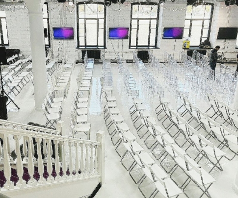 зал для конференции лофт для презентации в Москве